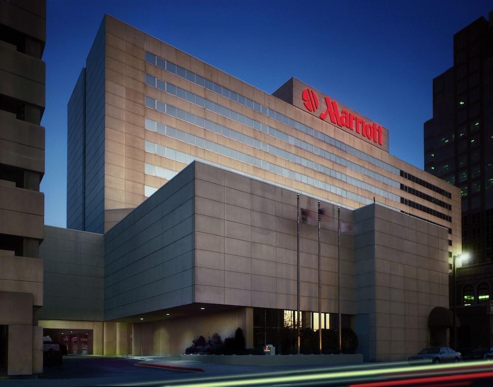 Marriott Greensboro Downtown Hotel Exterior photo